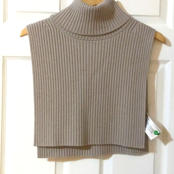 NINETY PERCENT Merino wool roll neck top - Picture 2 of 4